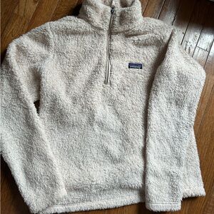Patagonia off white quarter zip warm sweater soft great condition size XL style